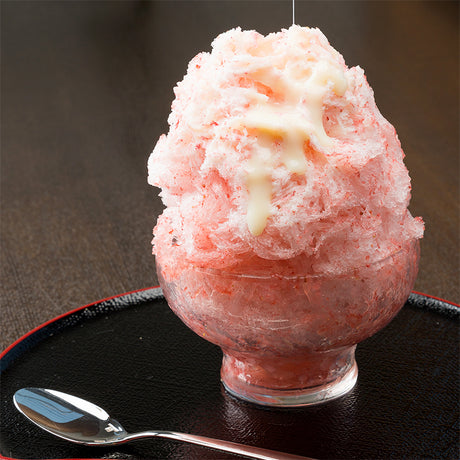 丸ごといちごのかき氷