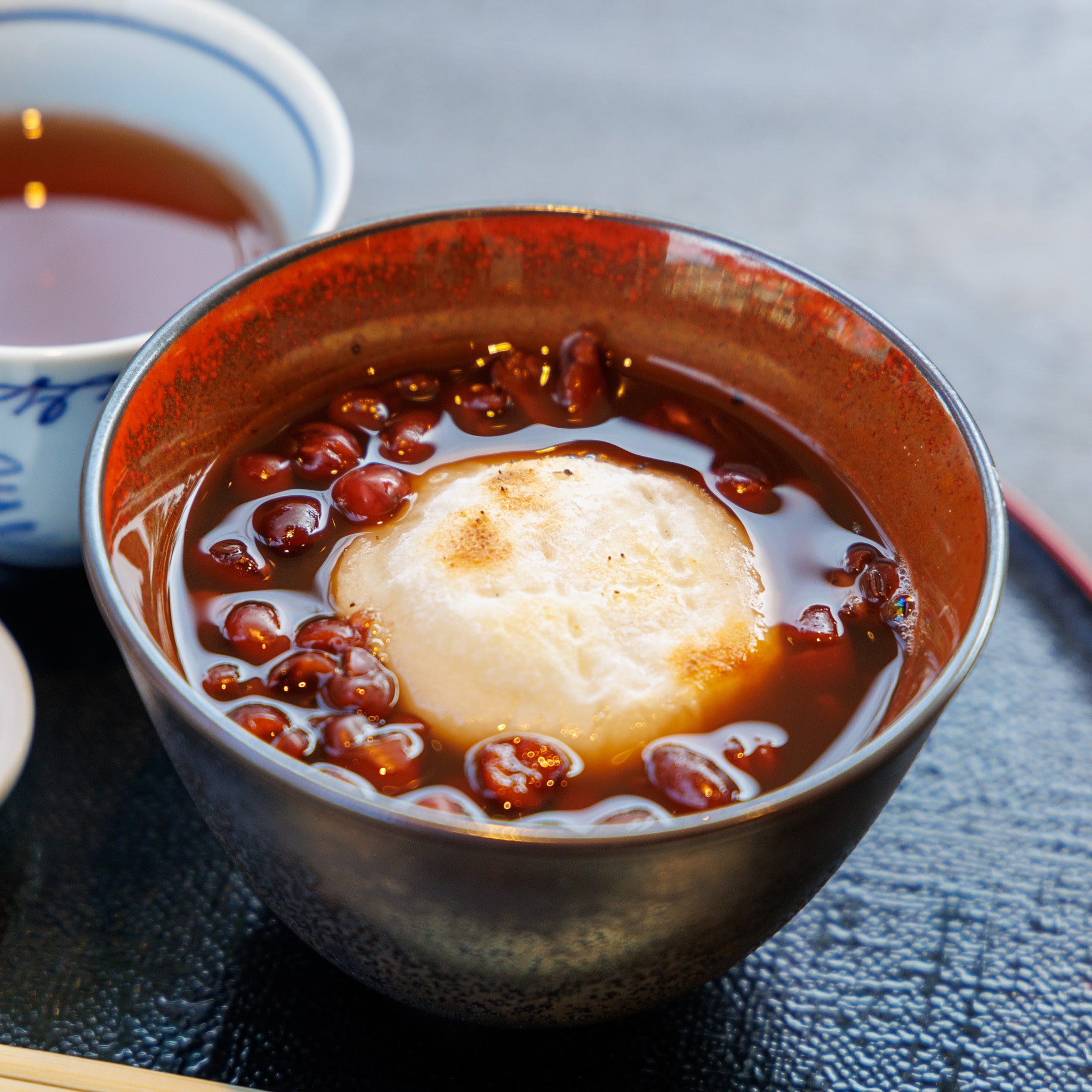 焼き餅ぜんざい（お茶付き） – おおさかや蔵はち