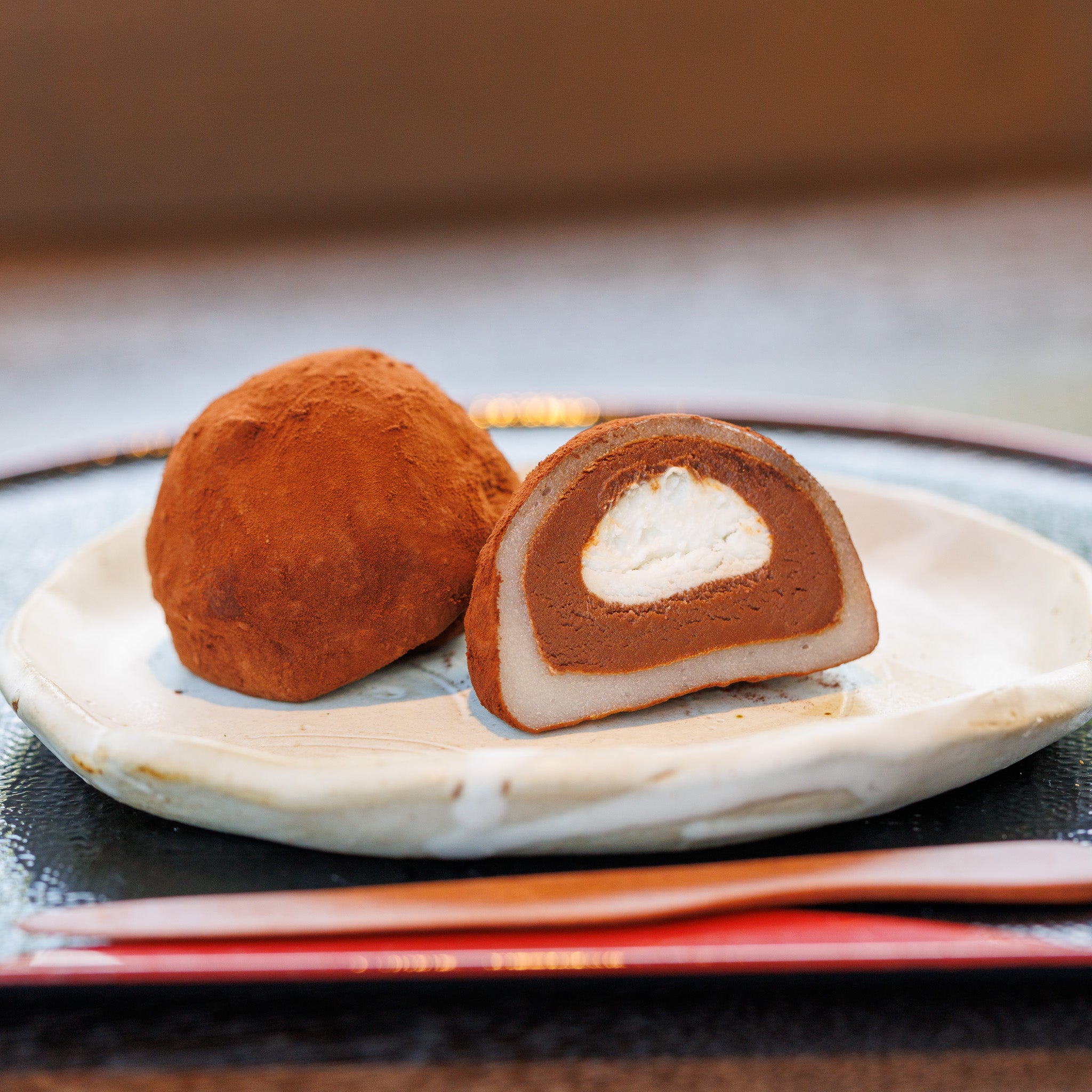 生クリーム大福 生チョコ – おおさかや蔵はち