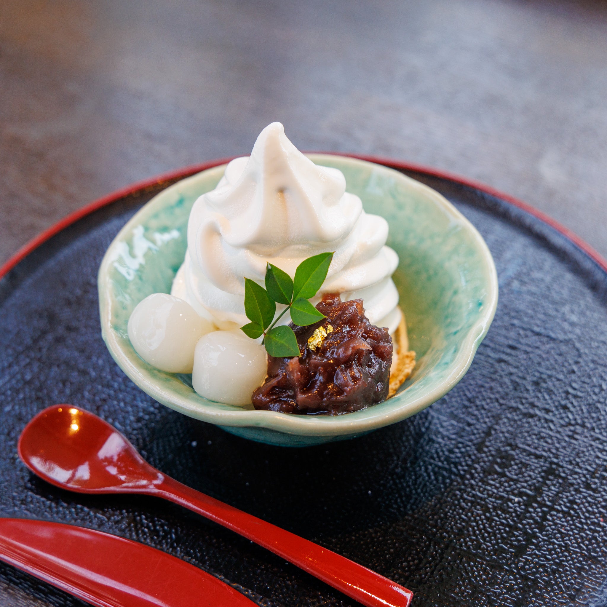 白玉ソフトクリーム – おおさかや蔵はち