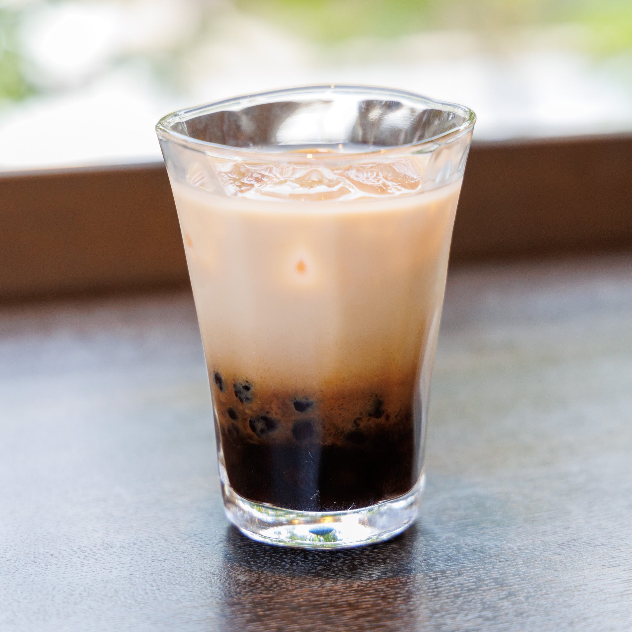 タピオカミルクティー – おおさかや蔵はち